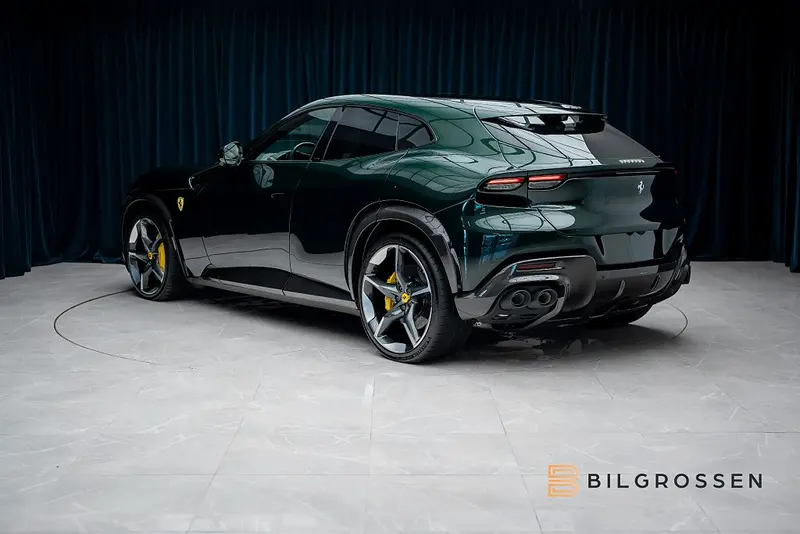 Ferrari Purosangue 2026