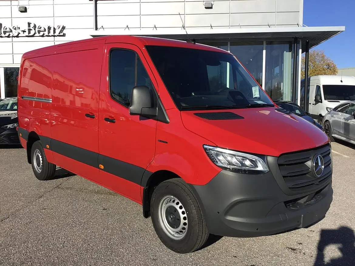 Mercedes-Benz Sprinter 2025