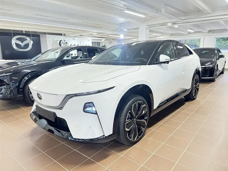 Mazda CX-6e, 2026