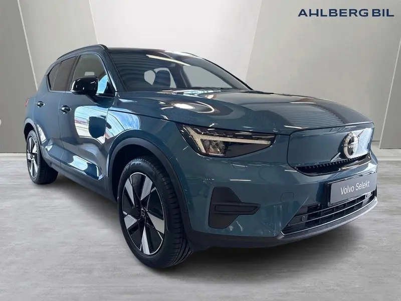 Volvo EX40 2025
