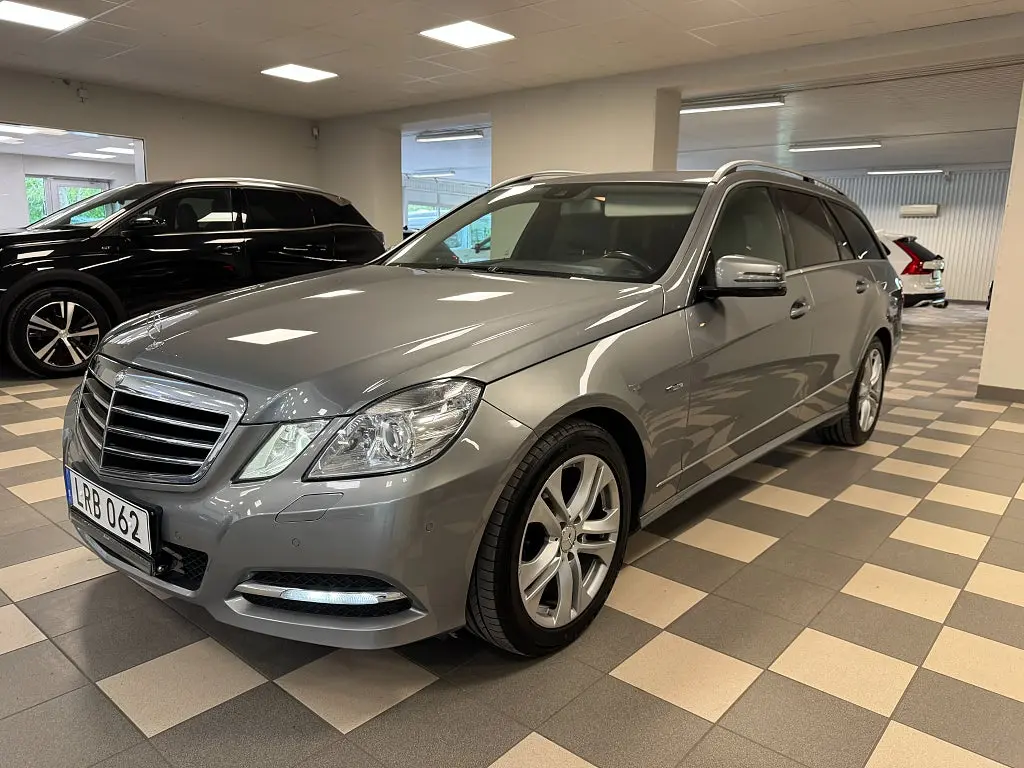 Mercedes-Benz E-Klass 2011