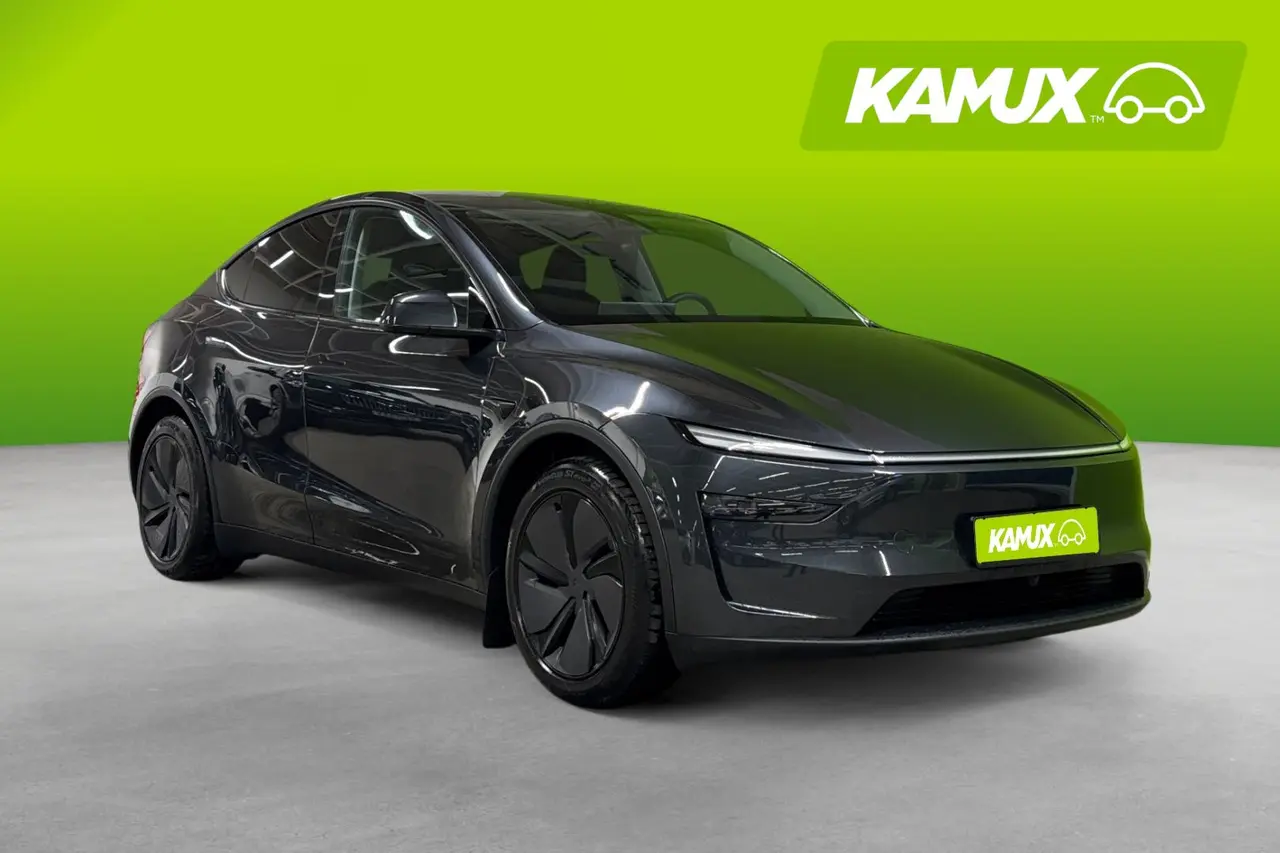 Tesla Model Y 2025