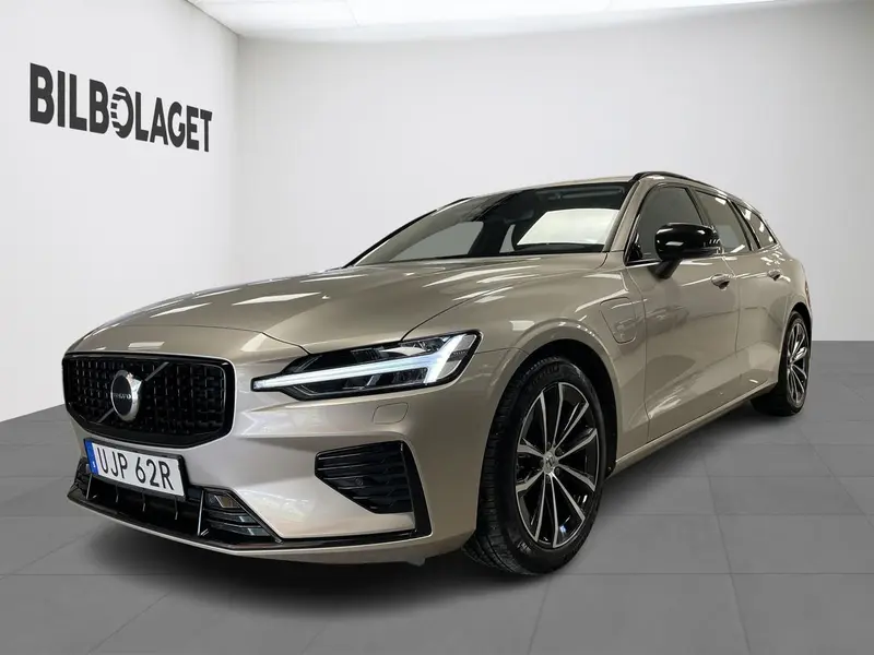 Volvo V60 2025