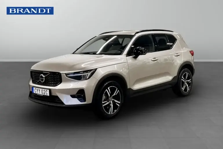 Volvo XC40 2024