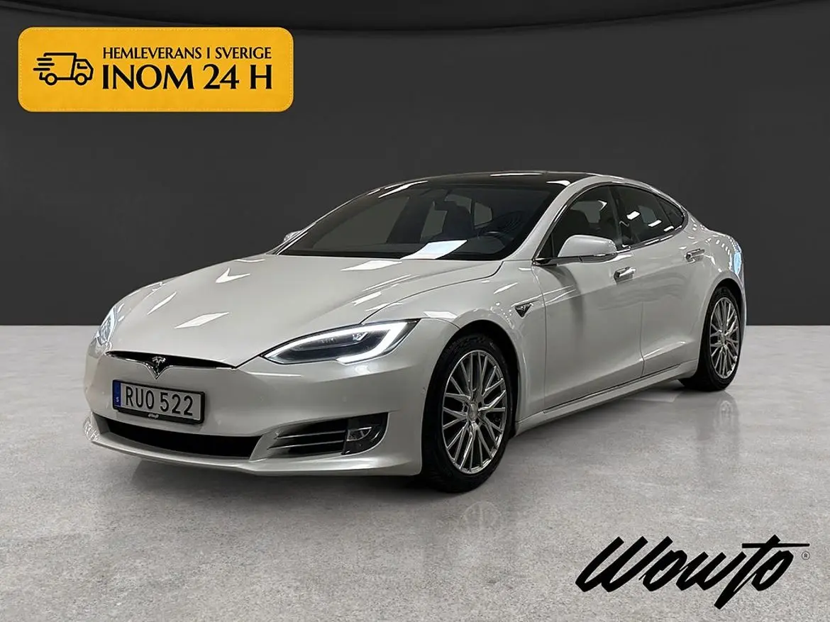 Tesla Model S 2020