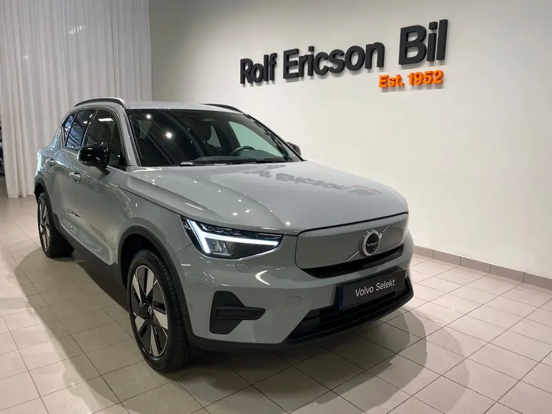 Volvo EX40 2025