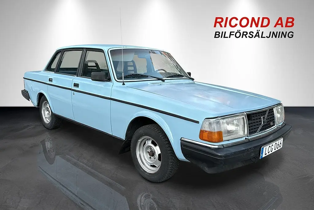 Volvo 200-serien 1983