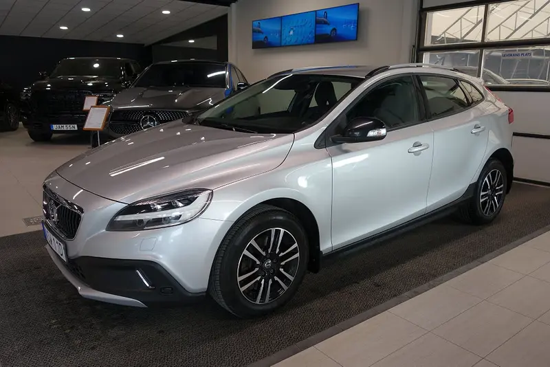 Volvo V40 2019