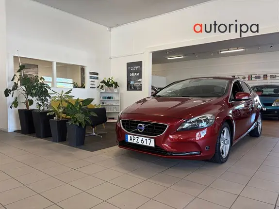 Volvo V40 2015