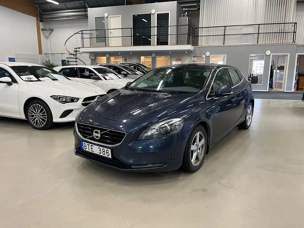 Volvo V40 2013