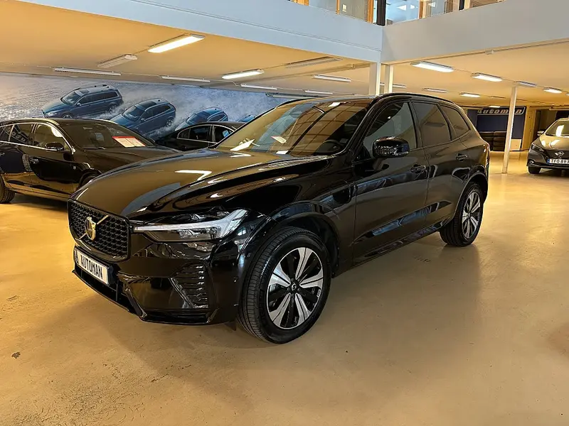 Volvo XC60 2025