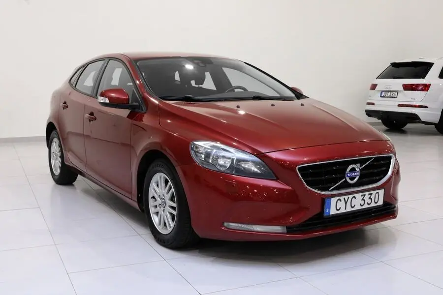 Volvo V40 2015
