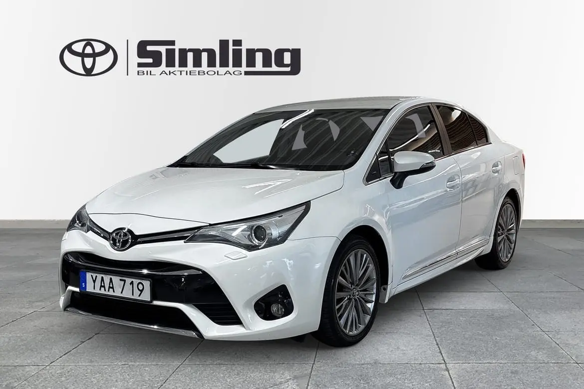 Toyota Avensis 2016