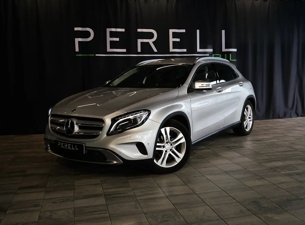 Mercedes-Benz GLA 2015