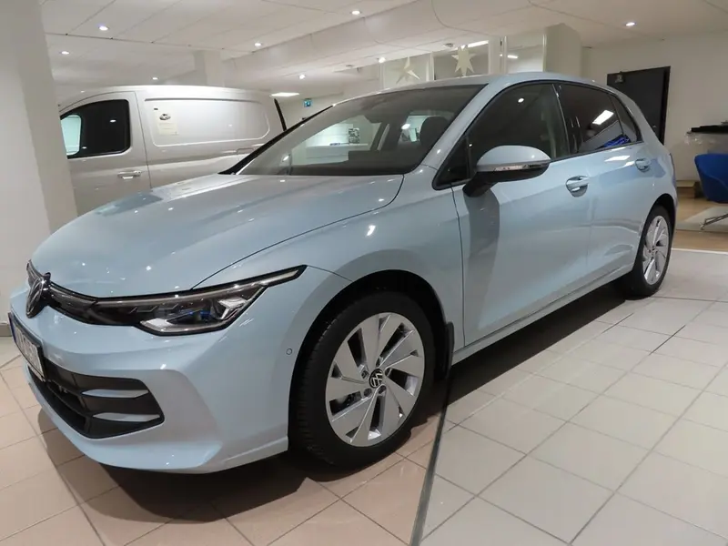 Volkswagen Golf 2025