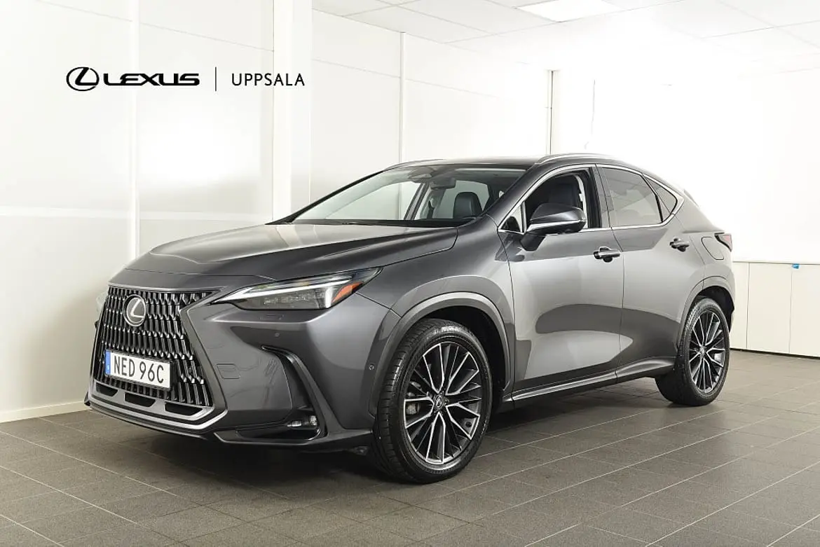 Lexus NX 2023