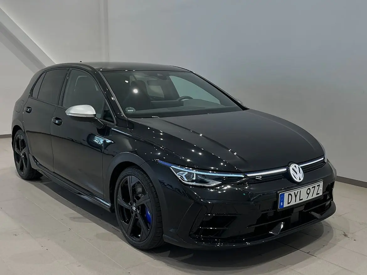 Volkswagen Golf 2025