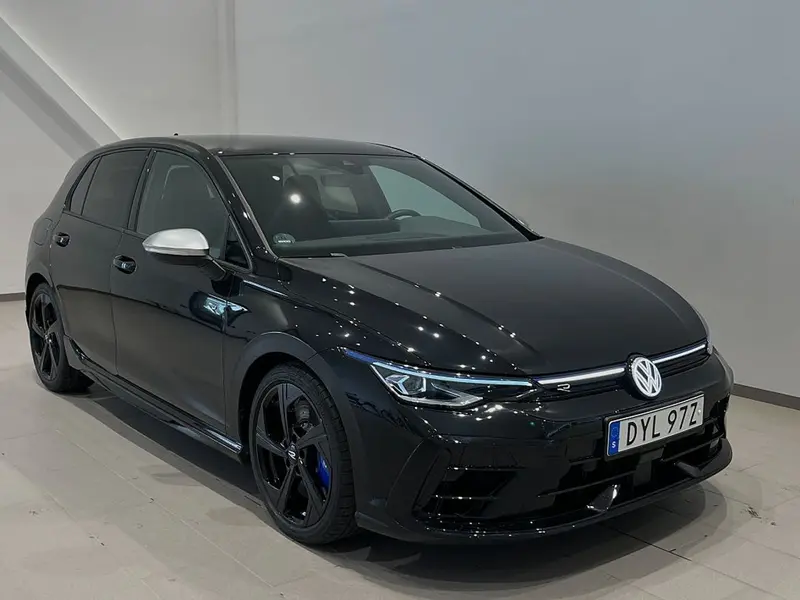Volkswagen Golf 2025