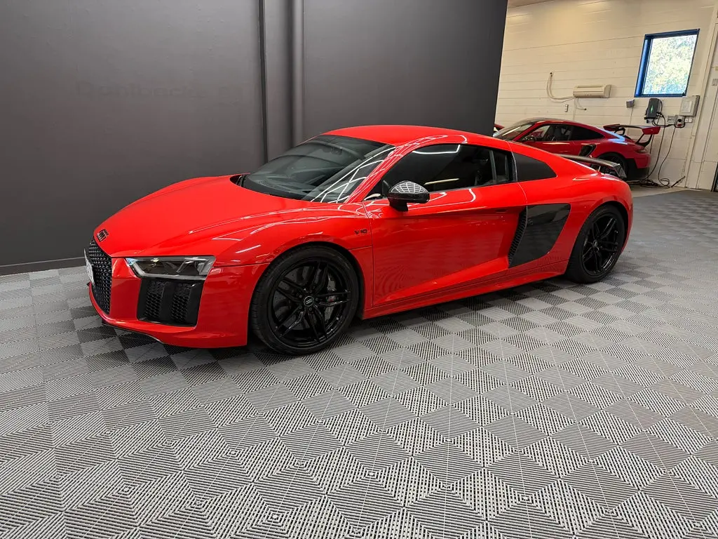 Audi R8 2016