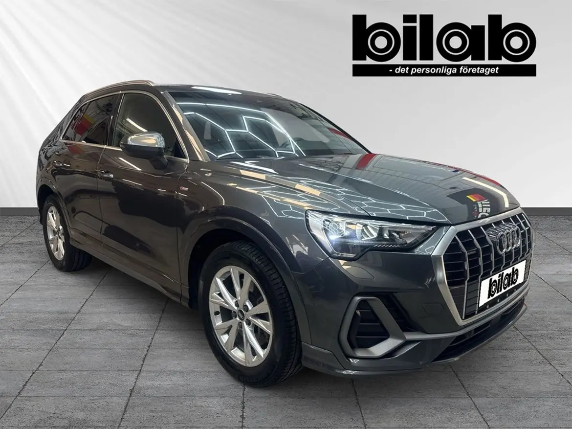 Audi Q3 2021