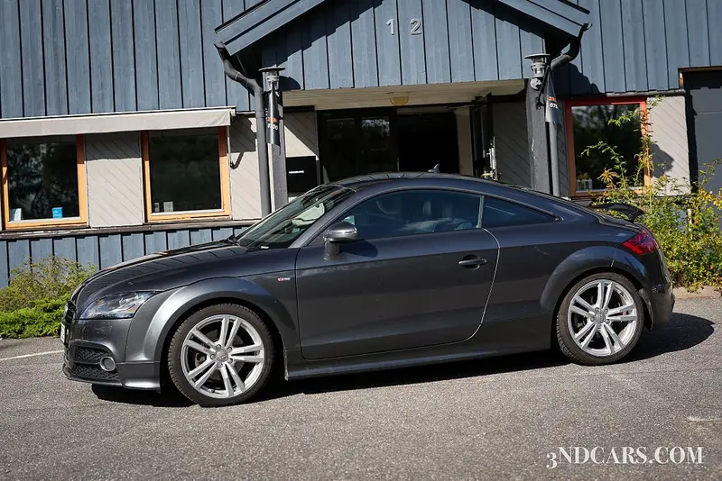 Audi TT 2011