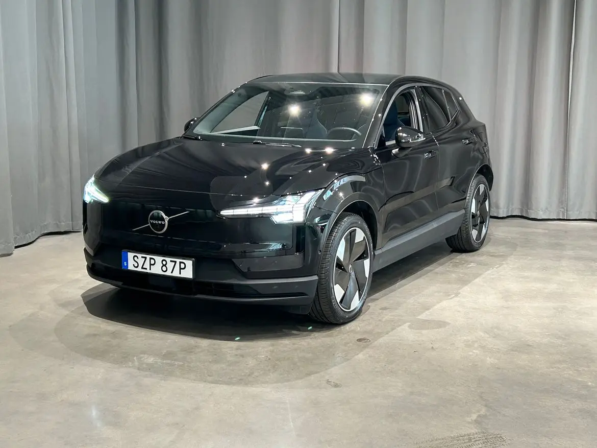 Volvo EX30 2024