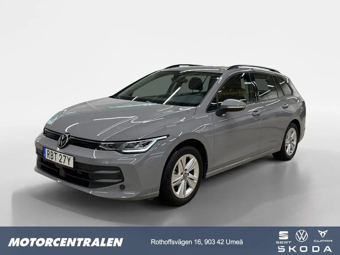 Volkswagen Golf 2025