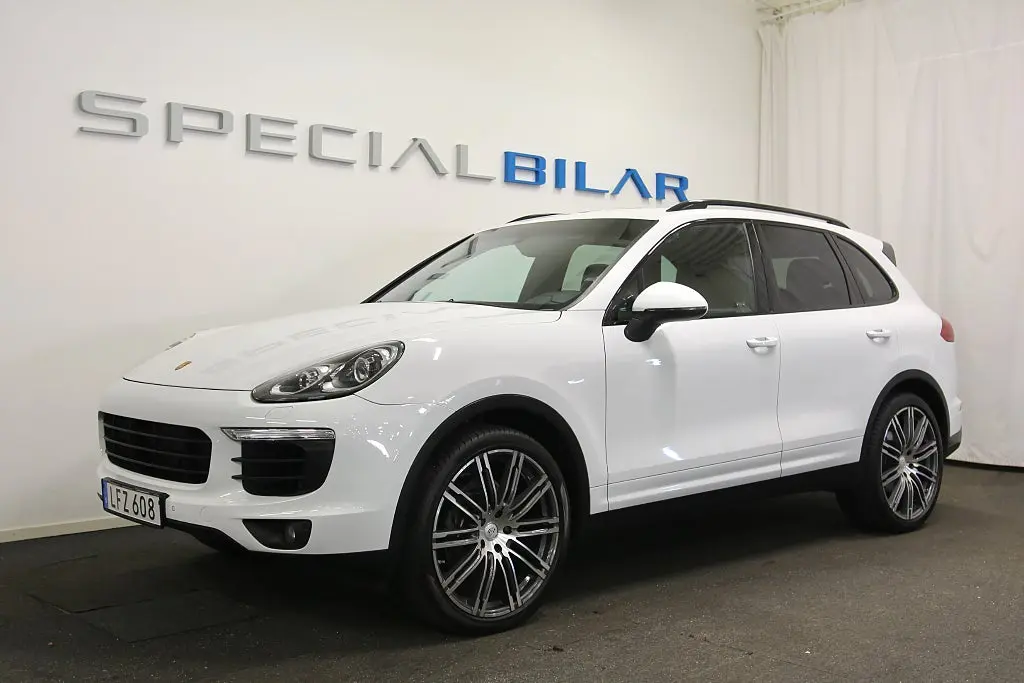 Porsche Cayenne 2016
