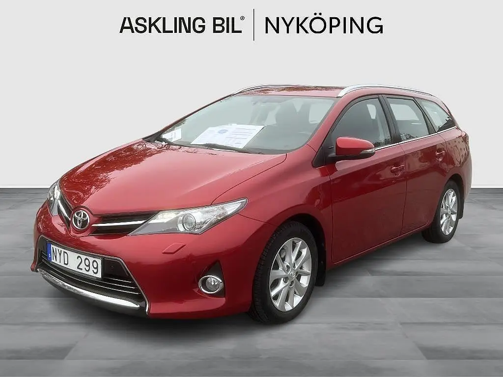 Toyota Auris 2013