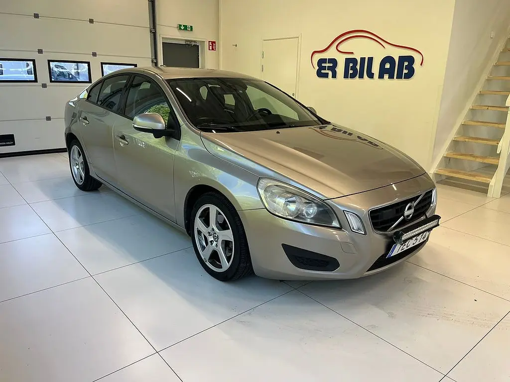 Volvo S60 2011