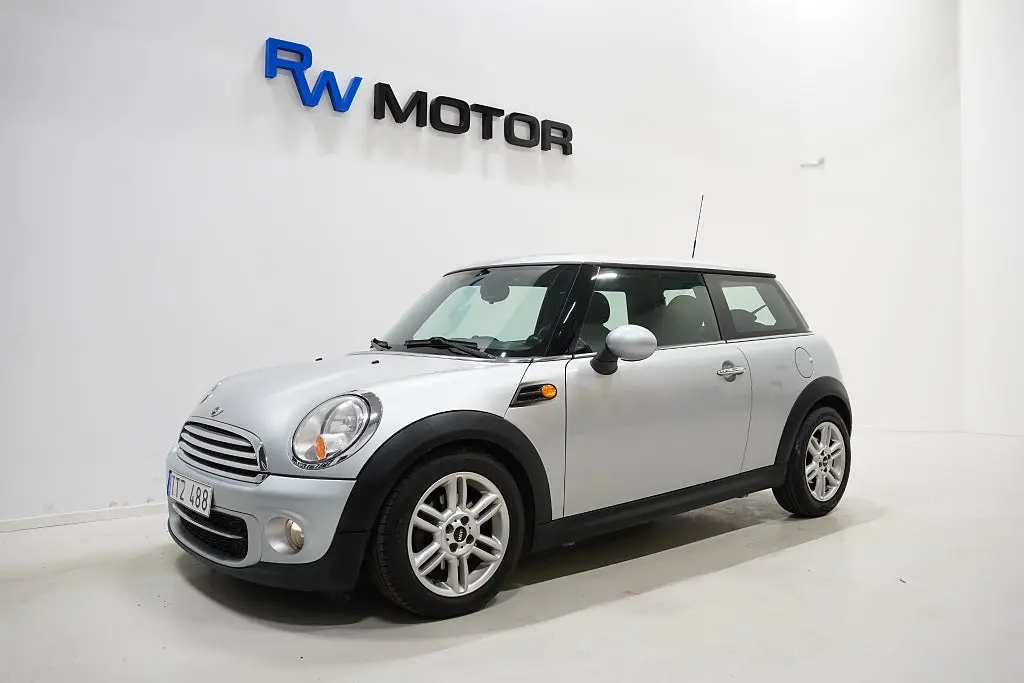 MINI Cooper 2011