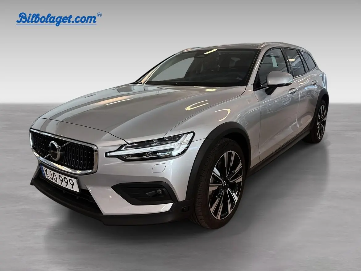 Volvo V60 2024