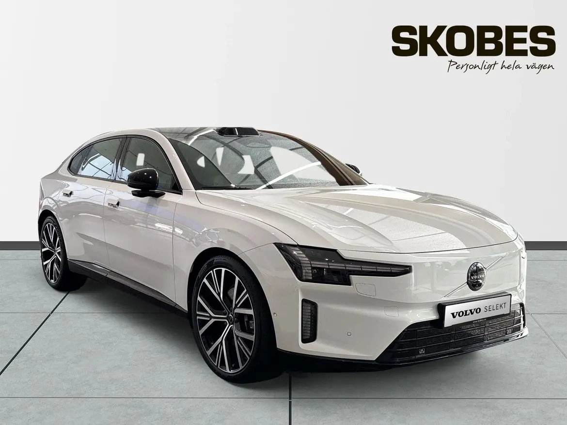 Volvo ES90 2026