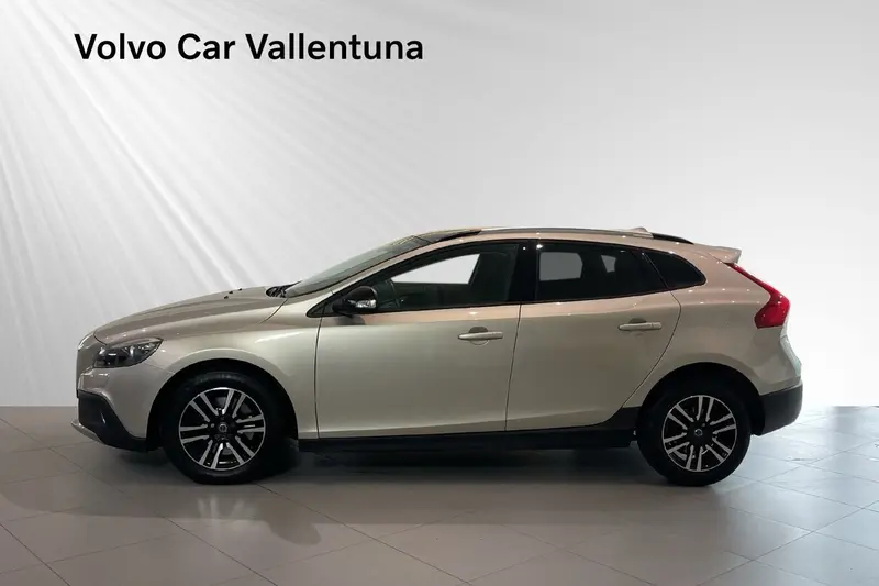 Volvo V40 2018