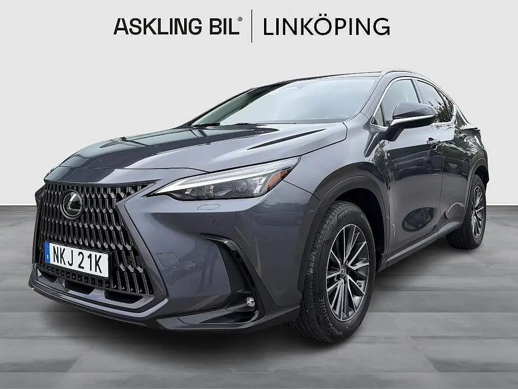 Lexus NX 2022