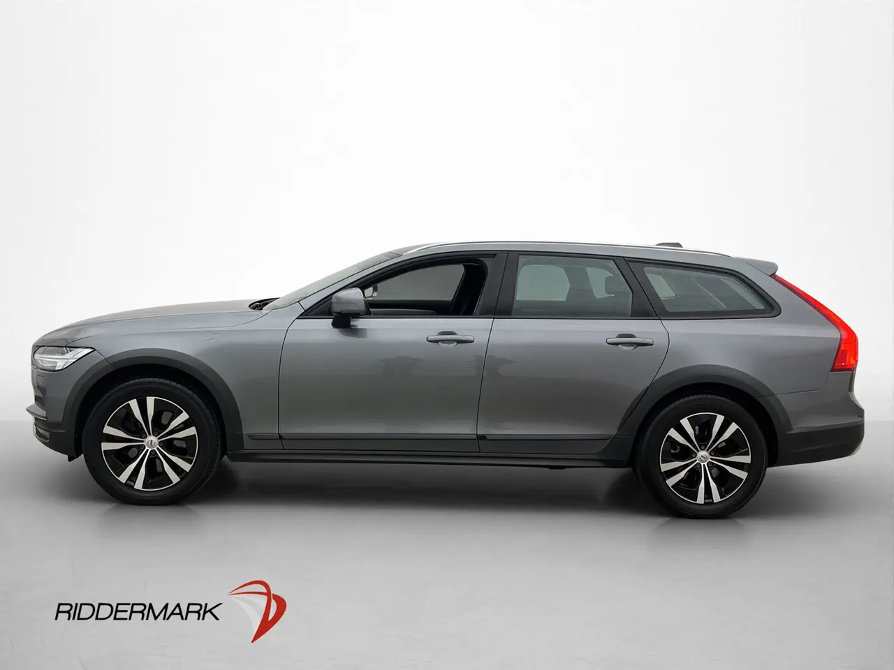 Volvo V90 2020