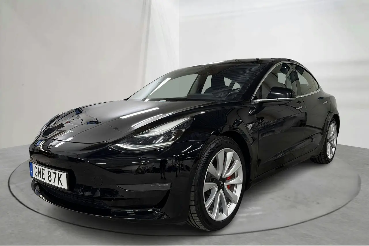Tesla Model 3 2020