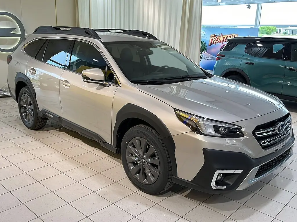 Subaru Outback 2025