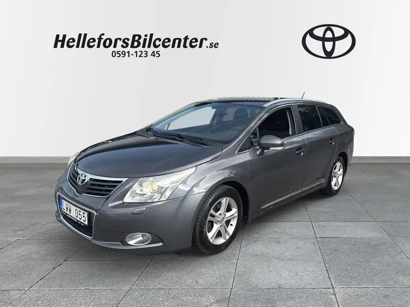 Toyota Avensis 2011