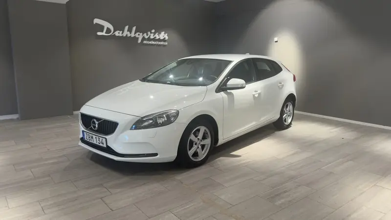 Volvo V40 2018