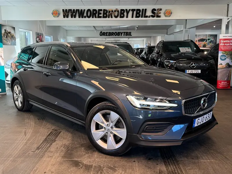 Volvo V60 2022