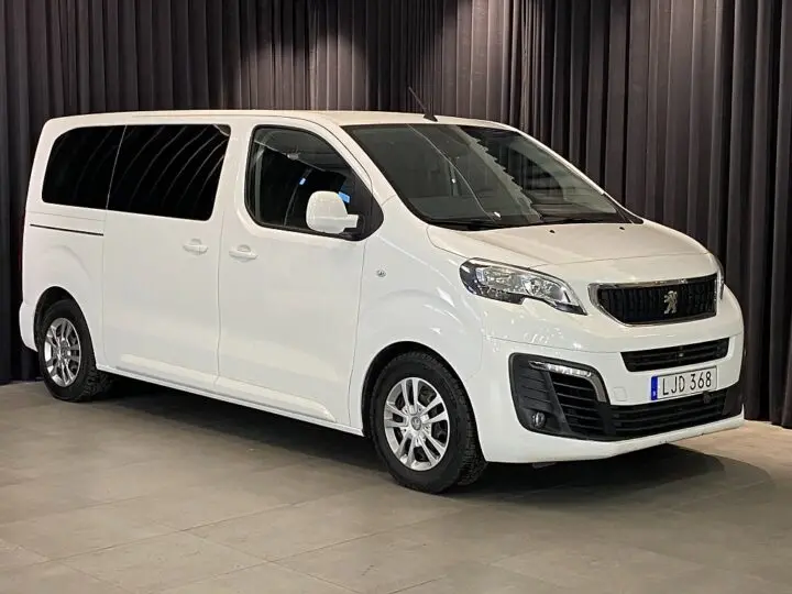 Peugeot Traveller 2018