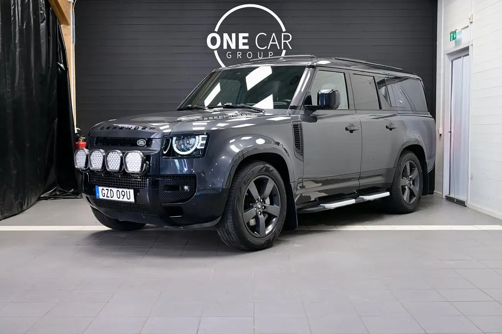 Land Rover Defender 2023