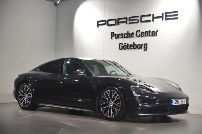 Porsche Taycan 2021