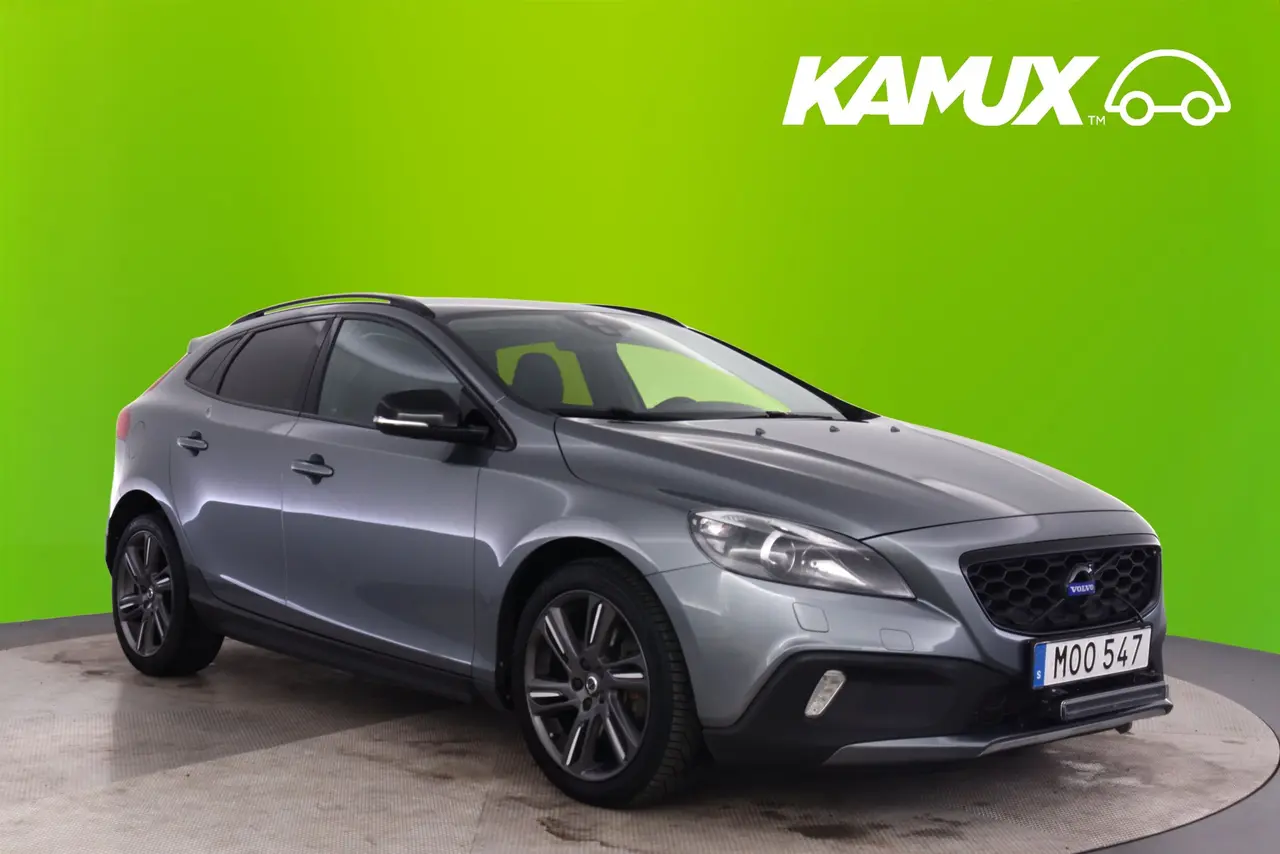Volvo V40 2015