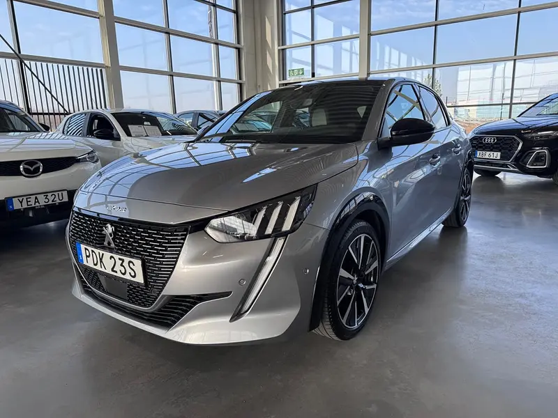 Peugeot 208 2021