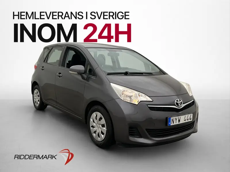 Toyota Verso-S 2013