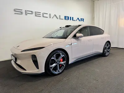 NIO ET5