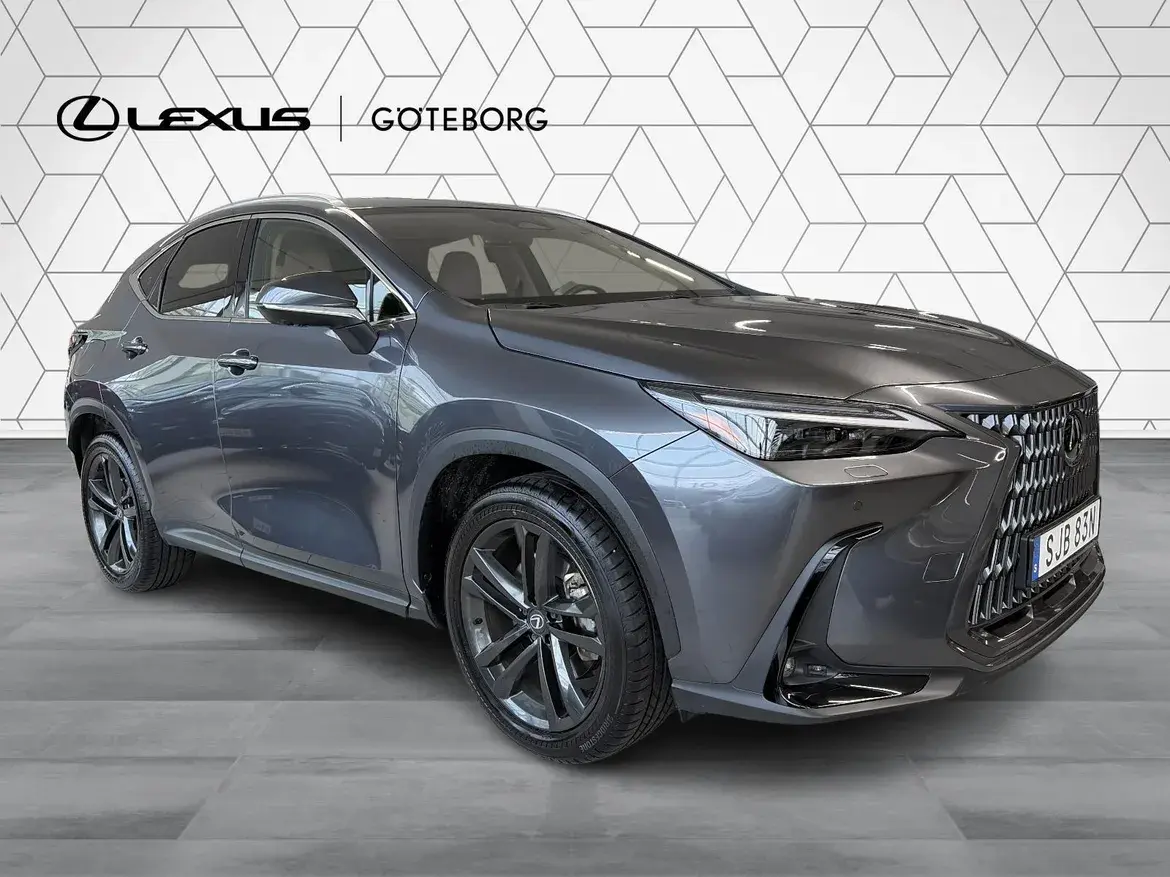 Lexus NX 2026