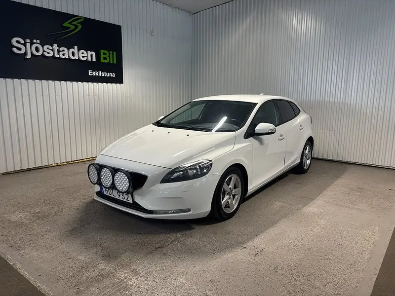 Volvo V40 2016